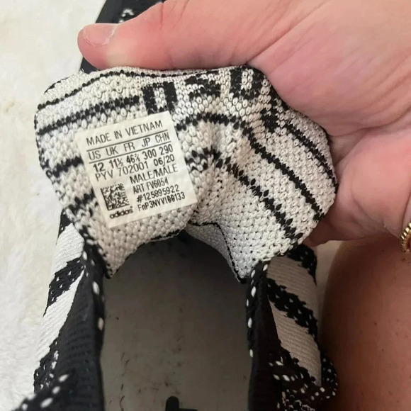 Adidas Ultra Boost DNA 2020 Mens Black White Lace Up 12 Sneaker Shoes Primeknit - Picture 6 of 7